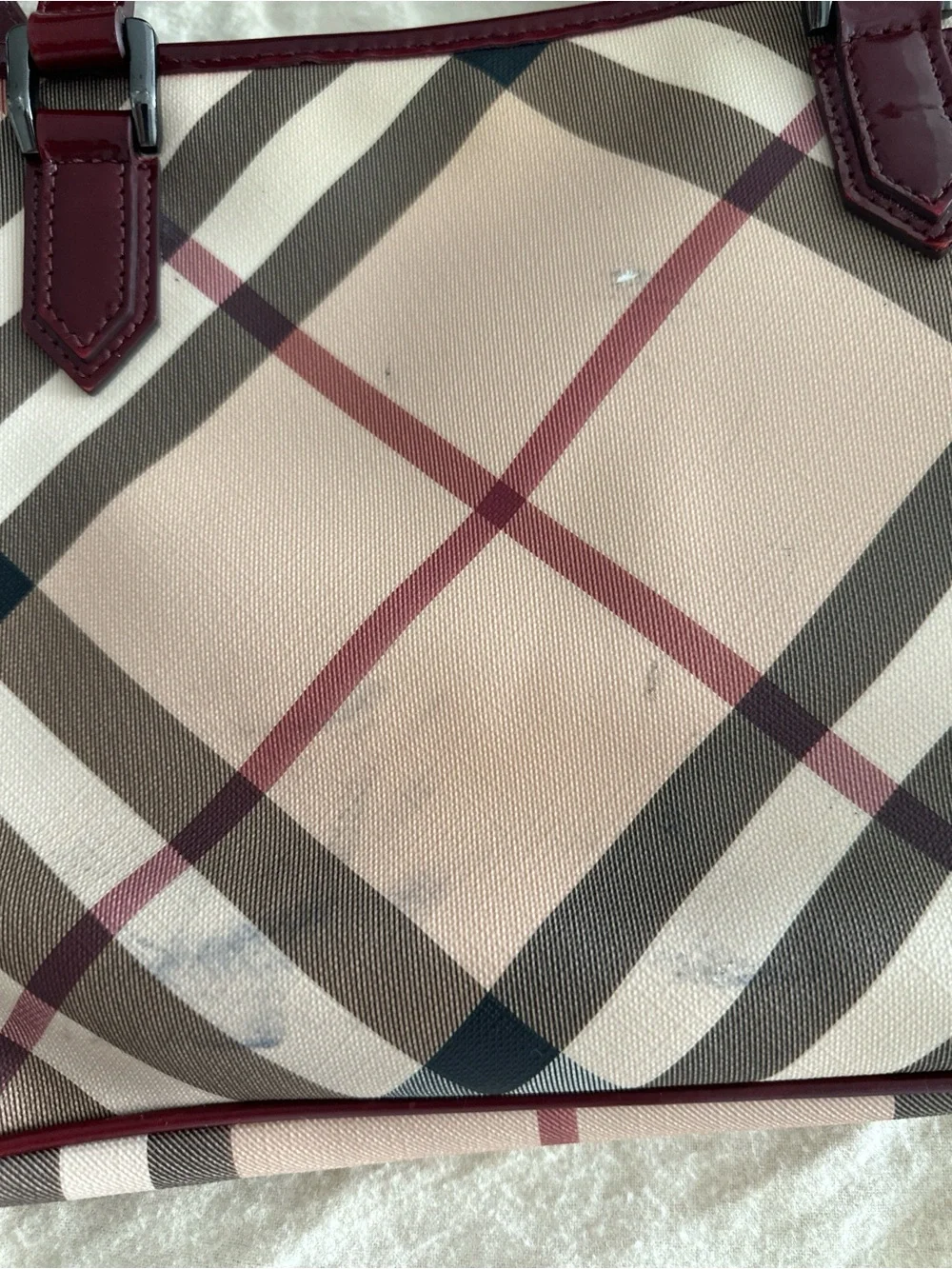 Burberry vintage - Beige Nova Check Shoulder Bag with Burgundy Trim